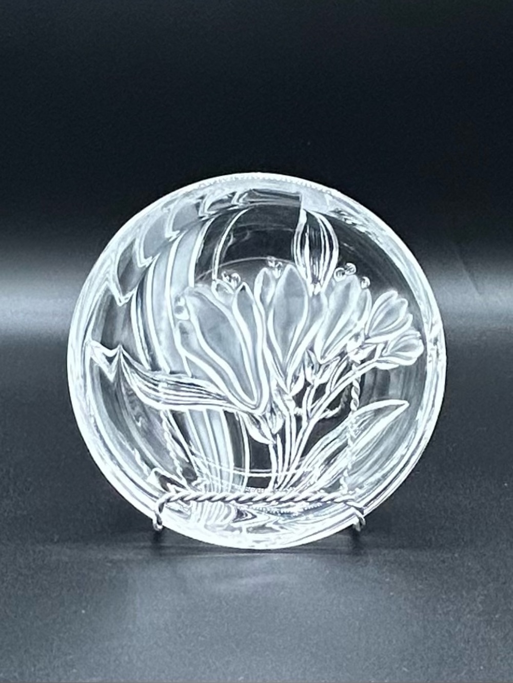 Mikasa Studio Nova Frosted Crystal Parisian Iris 5” Candy Trinket Dish
